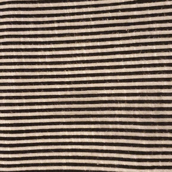 Cap sleeve stripped cotton blouse - Picture 3 of 6